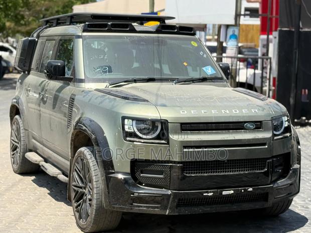 Land Rover Defender 2022 Gray