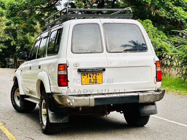 Toyota Land Cruiser 1992 White