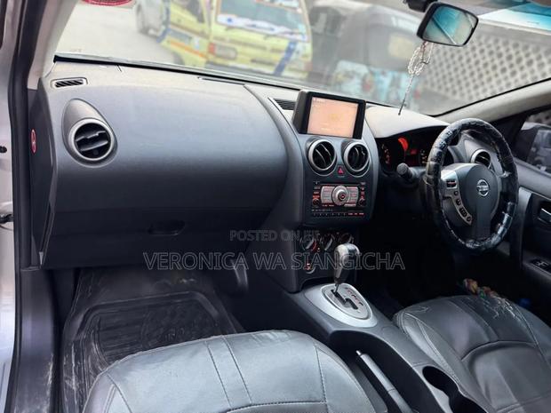 Nissan Dualis 2009 Silver
