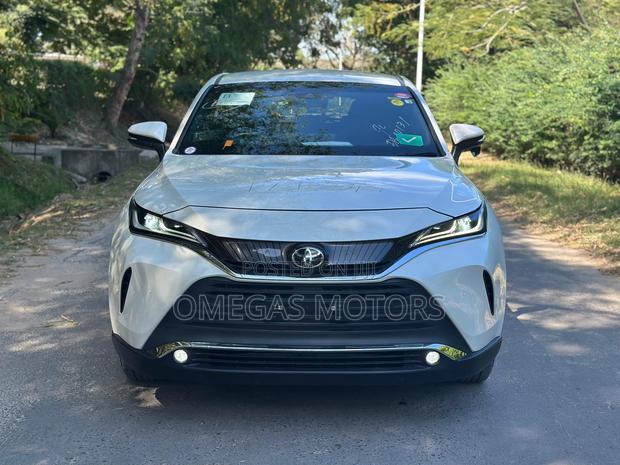 Toyota Harrier 2022 Pearl