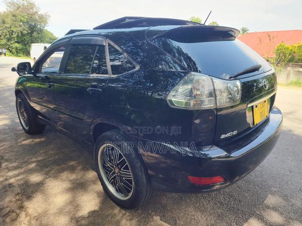 Toyota Harrier 2006 Black