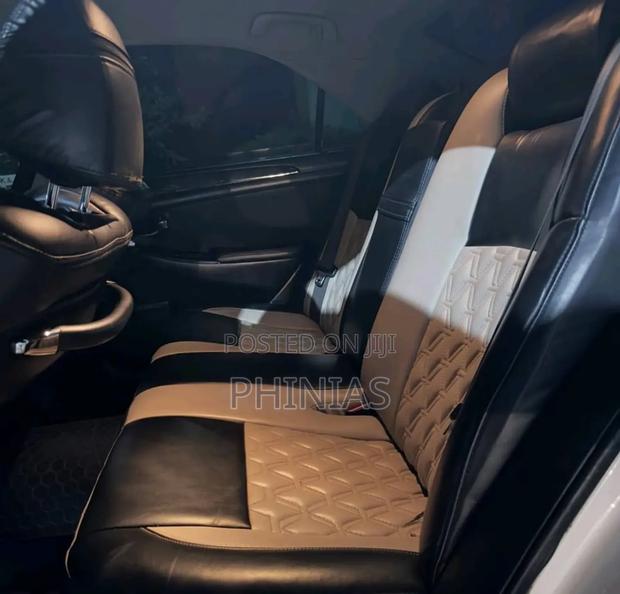 Toyota Crown 2006 Pearl