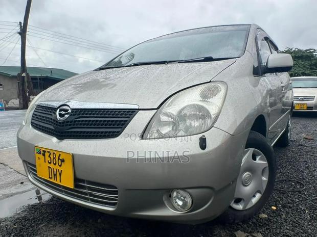 Toyota Corolla Spacio 2005 Silver