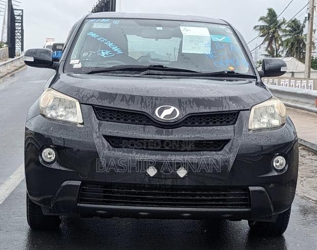 Toyota IST 2008 Black