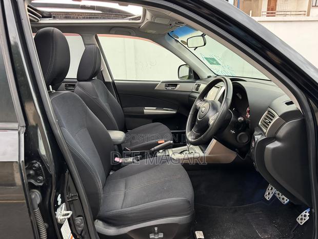 Subaru Forester 2010 Black