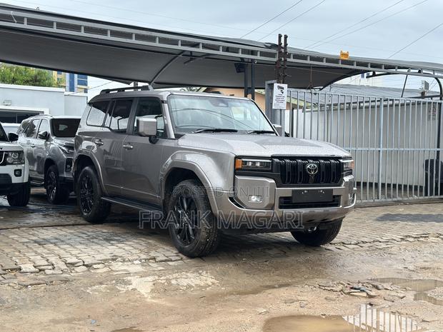 Toyota Land Cruiser Prado 2024 Gray