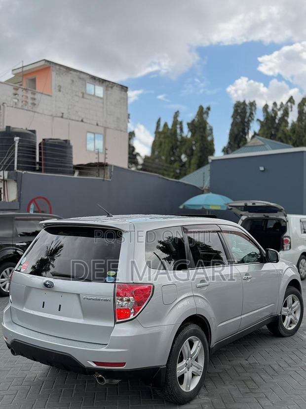Subaru Forester 2009 Silver