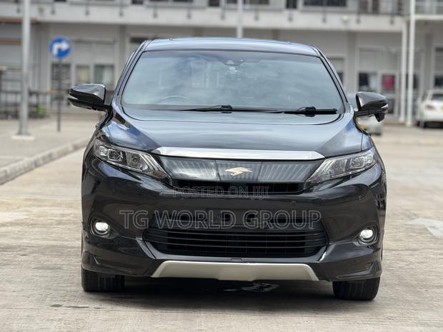 Toyota Harrier 2.0 2015 Brown