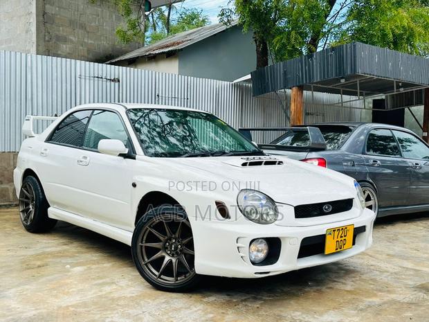 Subaru Impreza WRX STI 2.0 AWD 2002 White