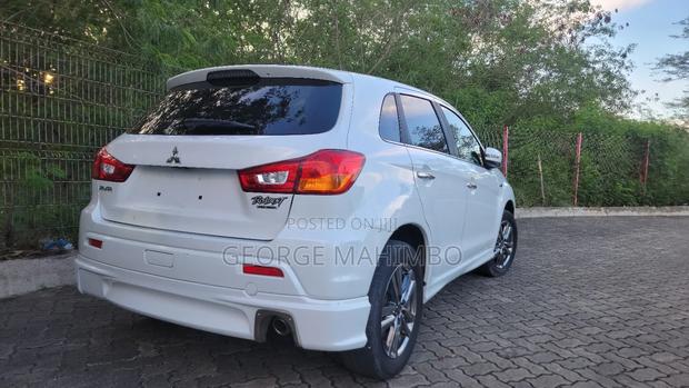 Mitsubishi RVR 2015 White