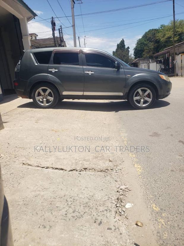 Mitsubishi Outlander 2007 Gray