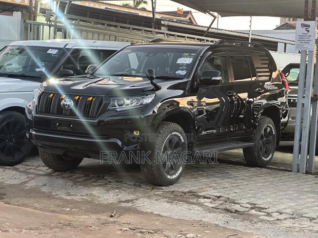Toyota Land Cruiser Prado 2019 Black