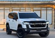 Toyota Land Cruiser 2023 White for sale