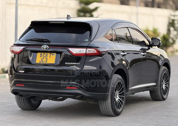 Toyota Harrier 2017 Black