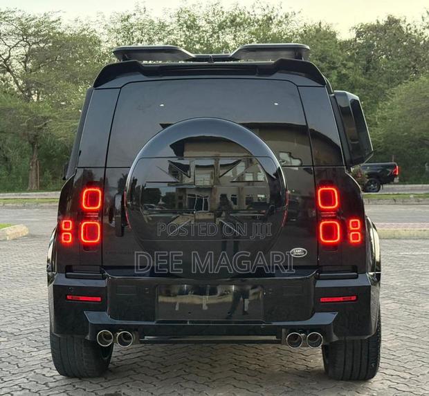 Land Rover Defender 75th Edition 2023 Black