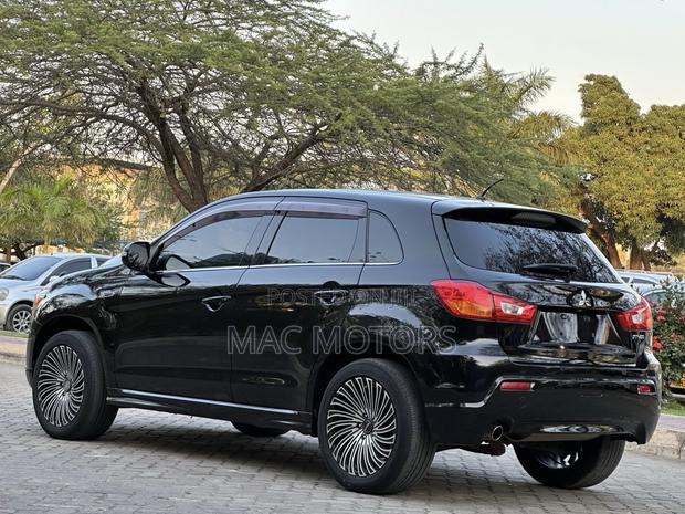 Mitsubishi RVR 2010 Black
