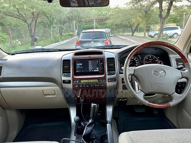 Toyota Land Cruiser Prado 3.0 D-4D 5dr 2007 White