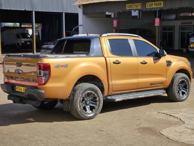 Ford Ranger 2020 Orange