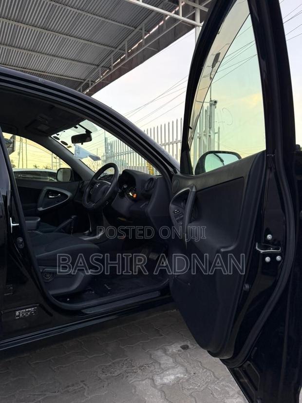 Toyota RAV4 2012 Black
