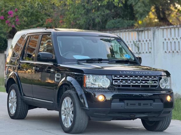 Land Rover Discovery 2010 Black