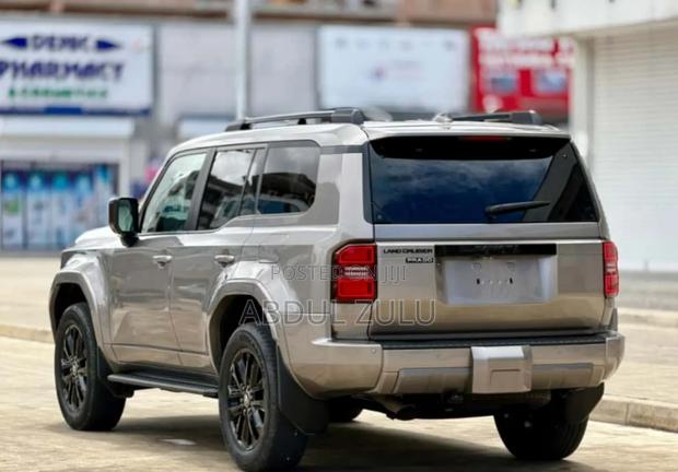 Toyota Land Cruiser 2024
