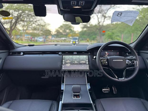 Land Rover Range Rover Velar 2024 Black
