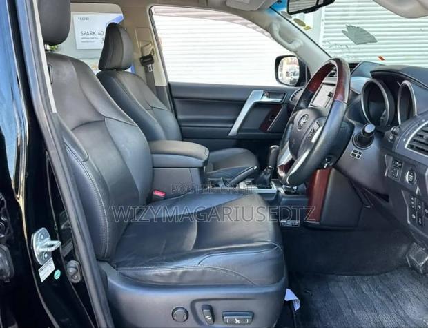 Toyota Land Cruiser Prado 2015 Burgundy