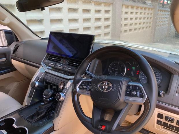 Toyota Land Cruiser 2016 Black
