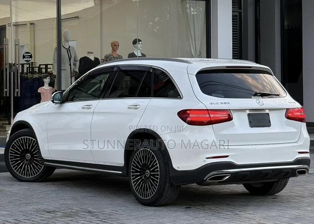 Mercedes-Benz GLC-Class 2017 White