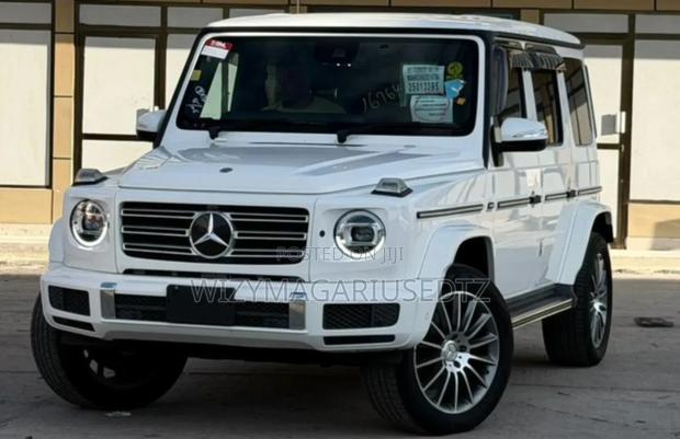 Mercedes-Benz G-Class 2019 Off white