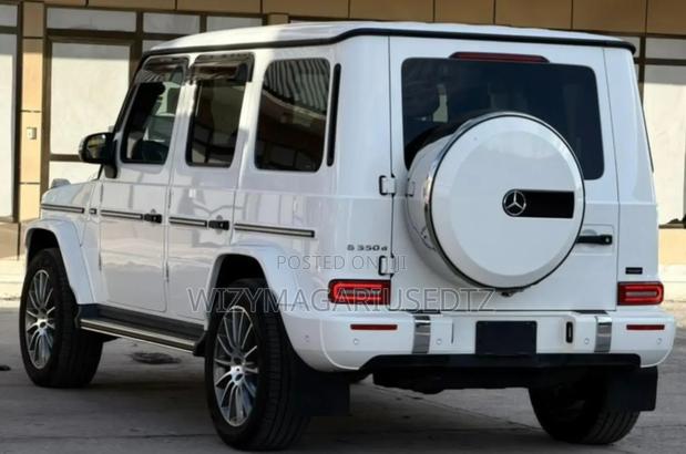 Mercedes-Benz G-Class 2019 Off white