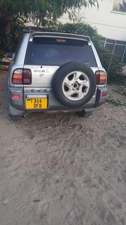 Toyota RAV4 Automatic 2003 White for sale