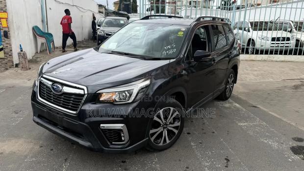 Subaru Forester 2019 Black