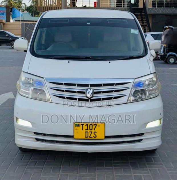 Toyota Alphard 2005 White