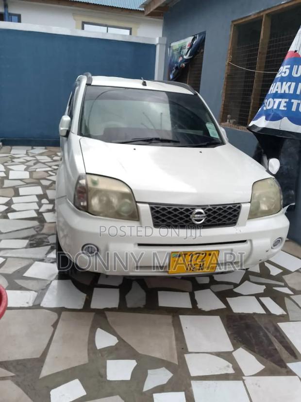 Nissan X-Trail 2005 White