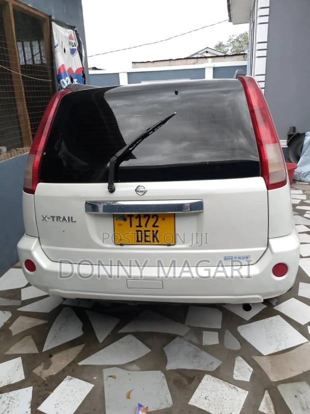 Nissan X-Trail 2005 White