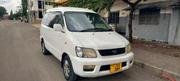 Toyota Noah 2001 White for sale