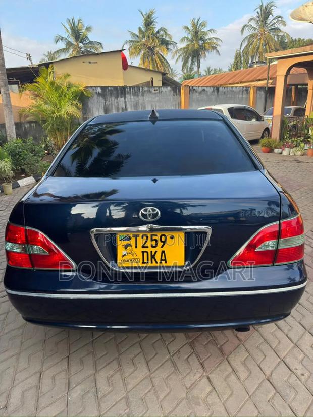 Toyota Brevis 2003 Blue