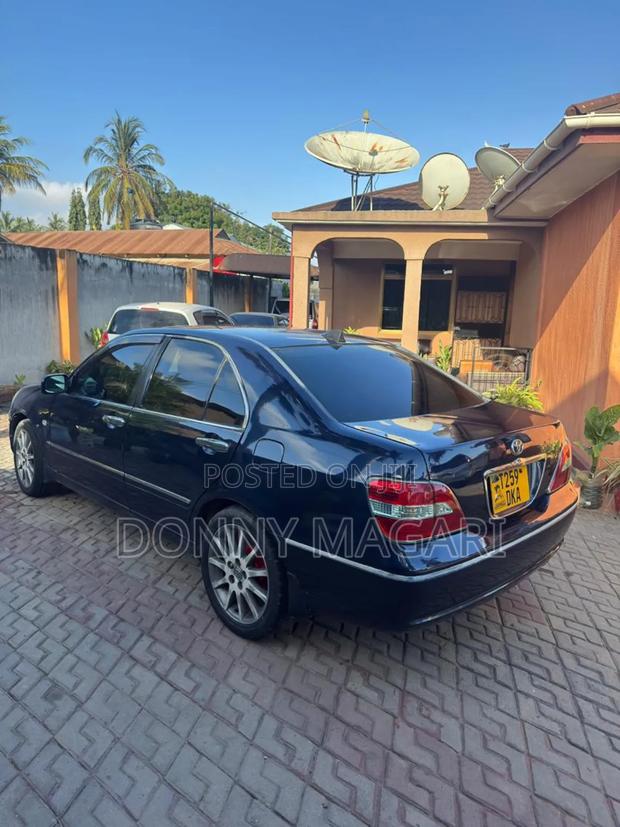 Toyota Brevis 2003 Blue