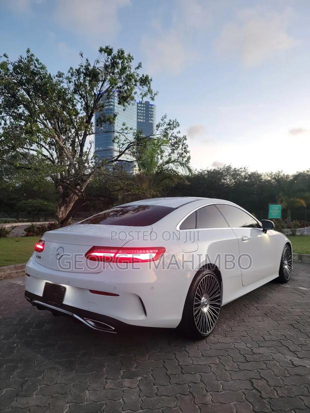 Mercedes-Benz E300 2017 White