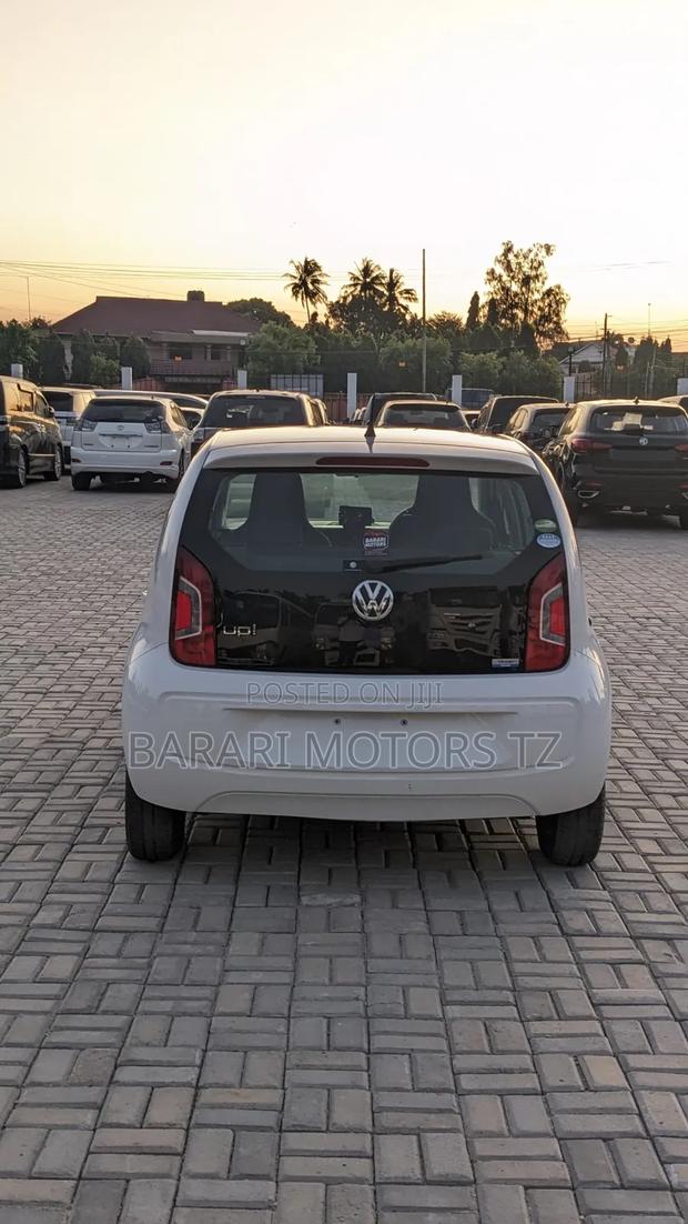 Volkswagen Up 2013 White