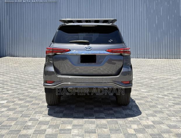 Toyota Fortuner 2.8 D AWD 2020 Gray