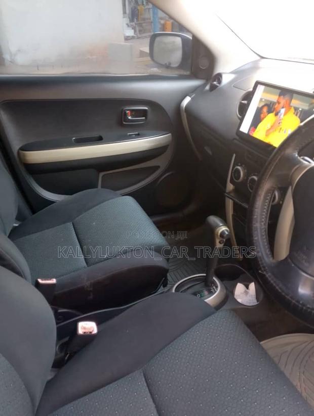 Toyota IST 2005 White