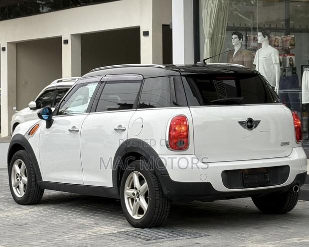 Mini Cooper 2013 White