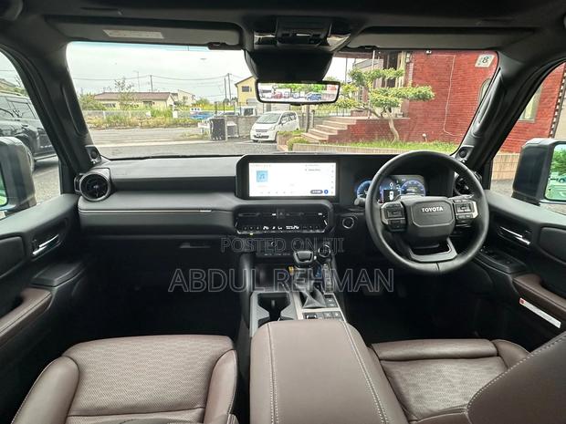 Toyota Land Cruiser Prado 2.8 2025 Beige