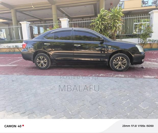 Toyota Premio 2005 Black