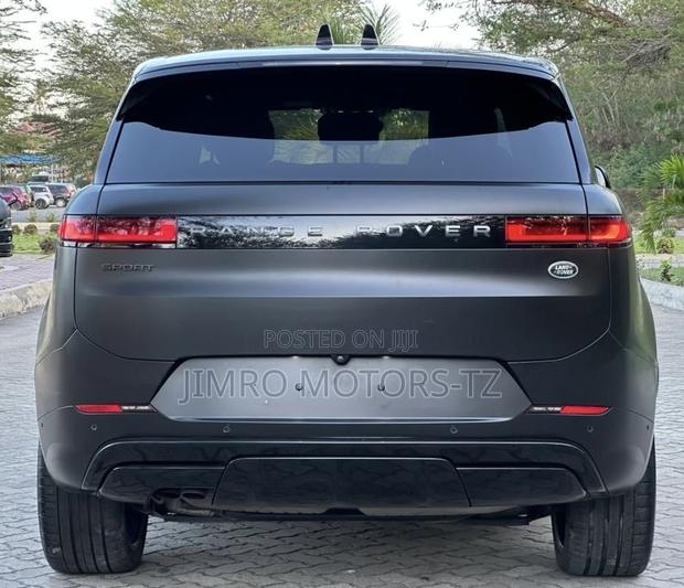 Land Rover Range Rover Sport 2025 Gray