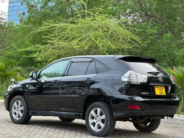 Toyota Harrier 2006 Black