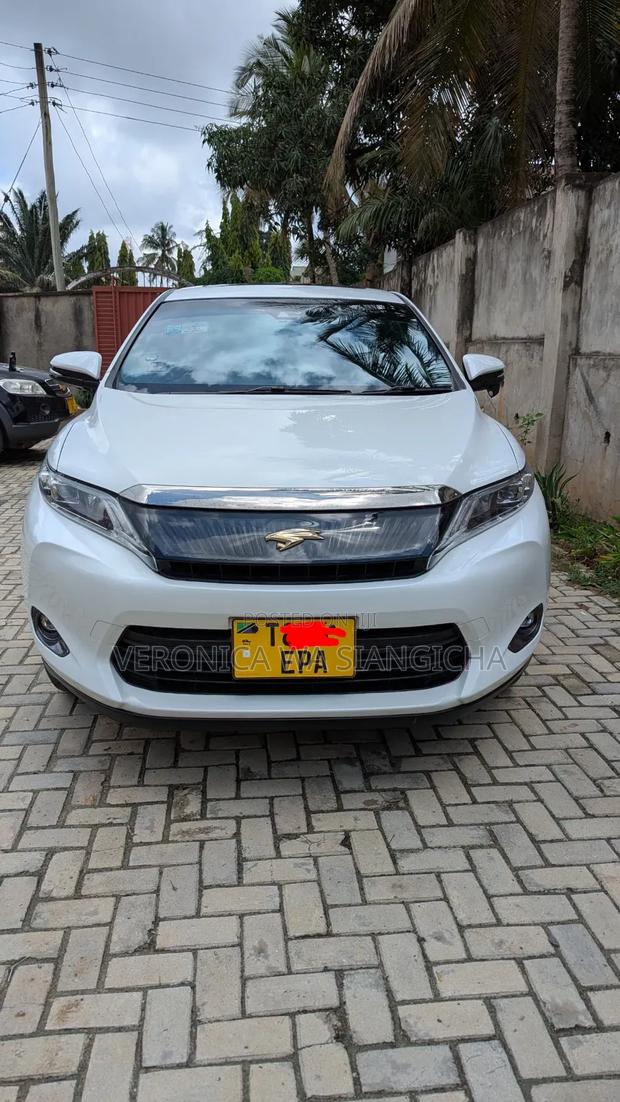 Toyota Harrier 2015 White
