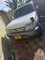 Toyota Land Cruiser Prado 2002 Gray for sale